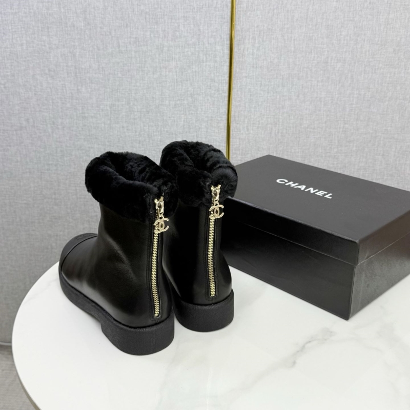 Ch**el boots
